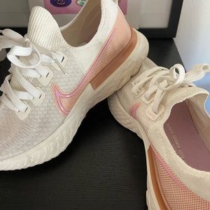 Nike Flyknit Infinity 2